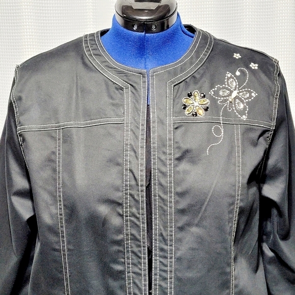 Alfred Dunner Black Boxy Jacket Beaded Butterfly & Flower Design (18) - Picture 4 of 11